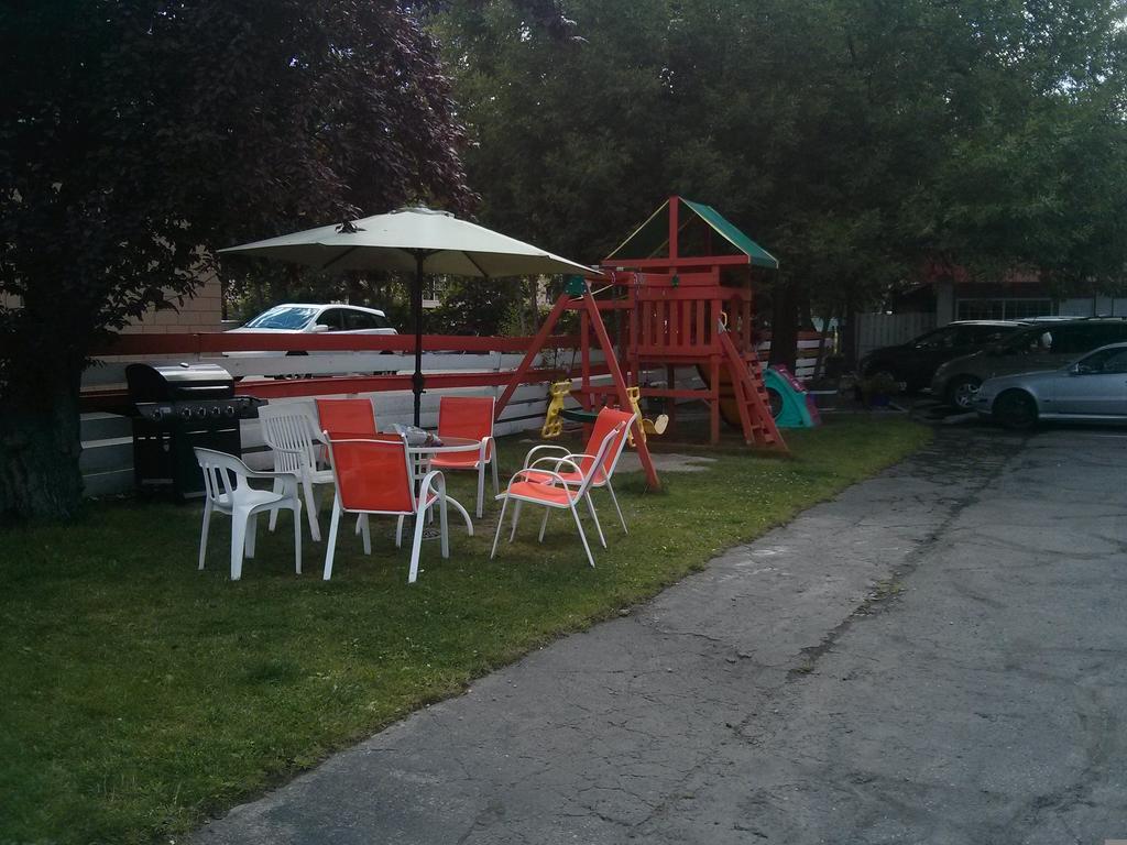Holiday House Motel Πέντικτον Εξωτερικό φωτογραφία
