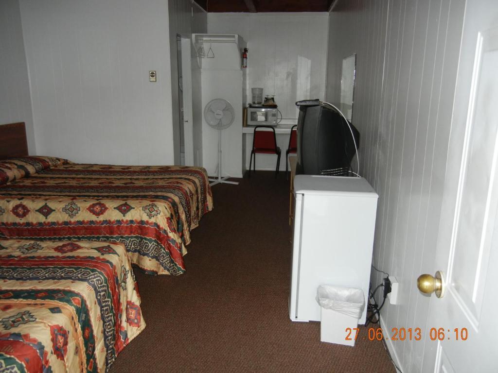 Holiday House Motel Πέντικτον Δωμάτιο φωτογραφία