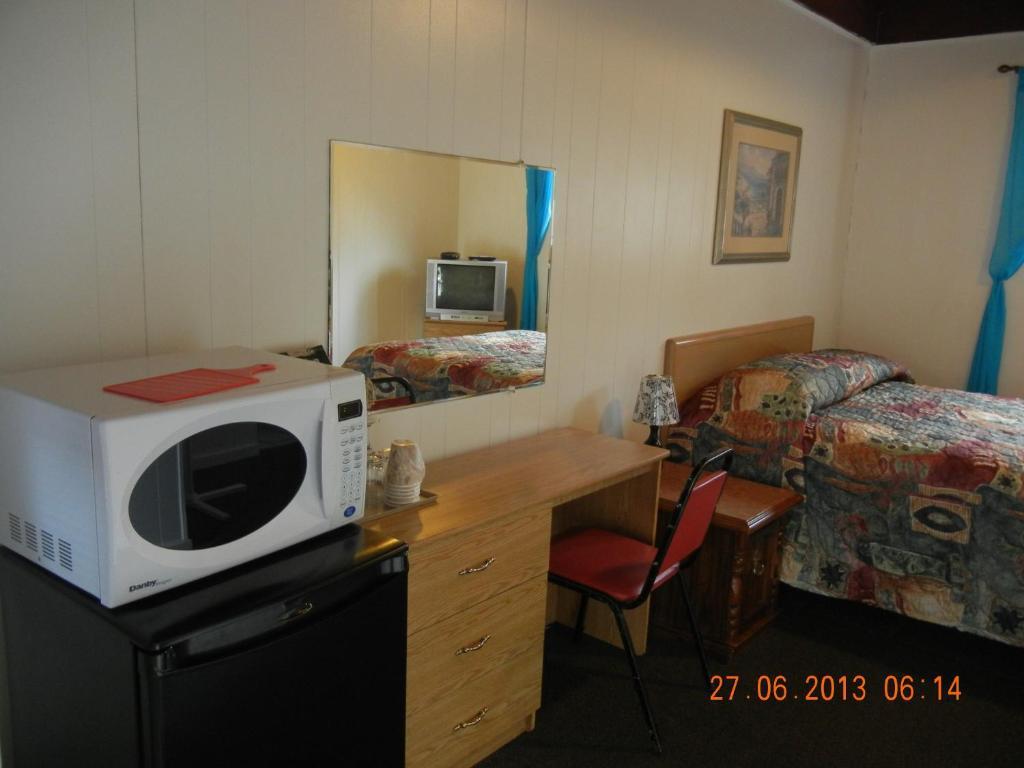 Holiday House Motel Πέντικτον Δωμάτιο φωτογραφία