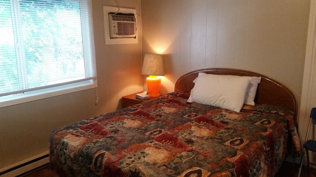 Holiday House Motel Πέντικτον Εξωτερικό φωτογραφία