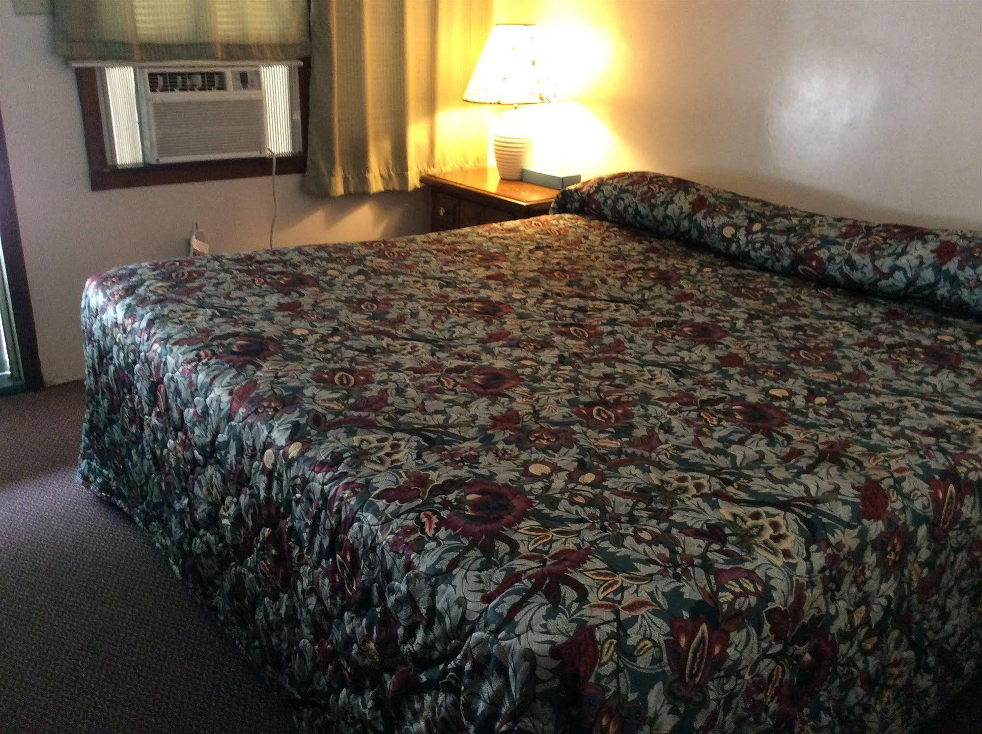 Holiday House Motel Πέντικτον Εξωτερικό φωτογραφία