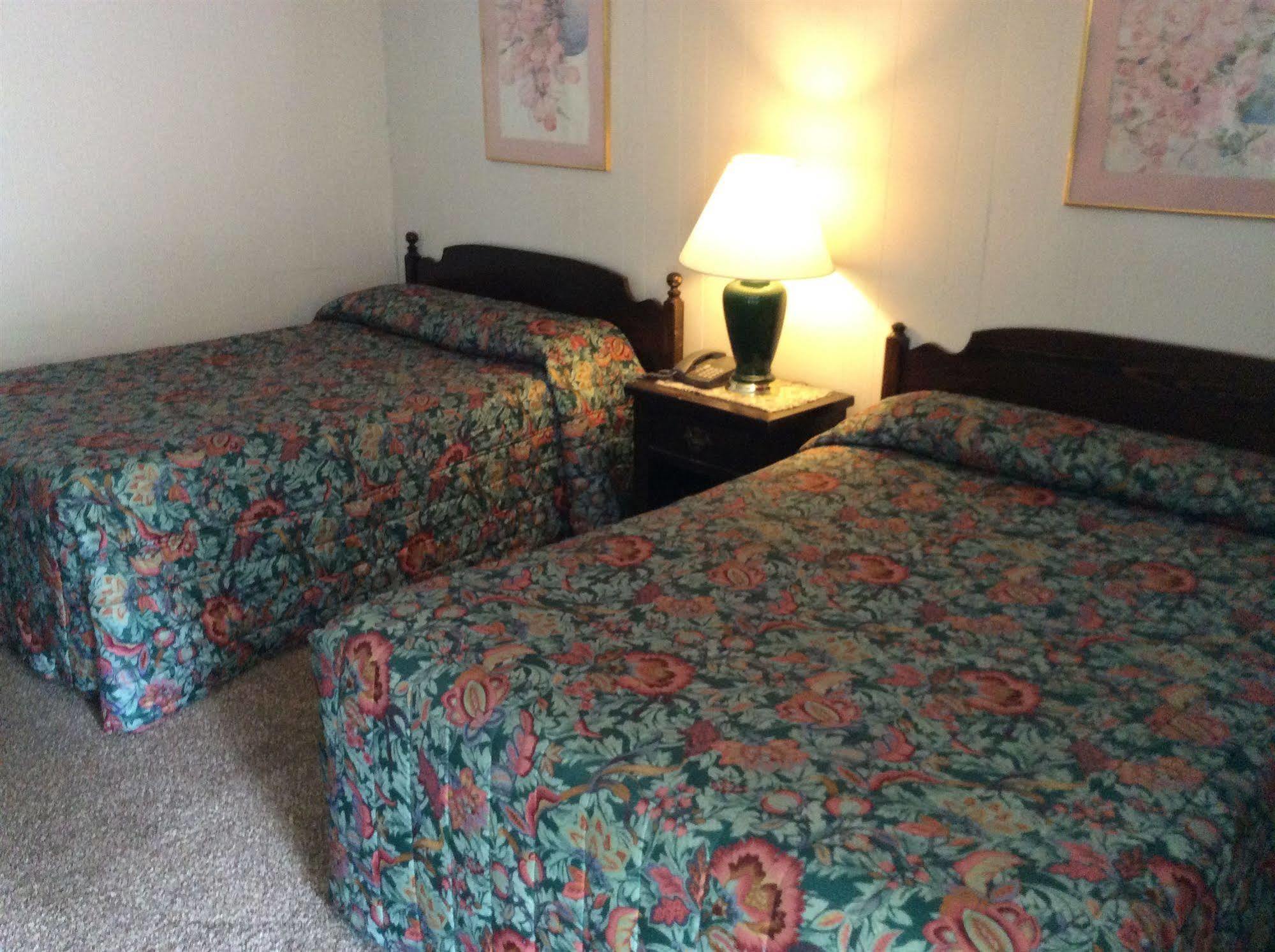Holiday House Motel Πέντικτον Εξωτερικό φωτογραφία